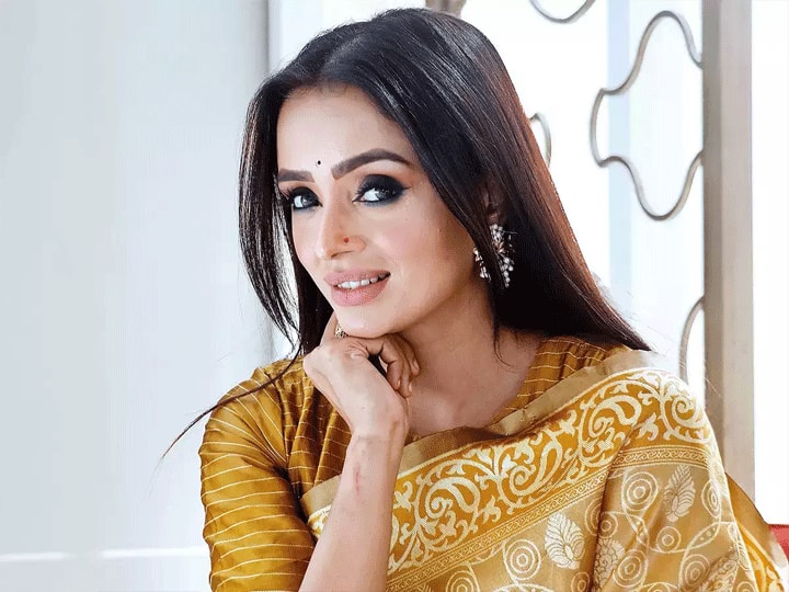 Yeh Rishta Kya Kehlata Hai Fame Parul Chauhan Unknown Facts Know Here पहला चेक देख Parul Chauhan नहीं रोक पाई थीं अपने आंसू, कभी परिवार ने भी नहीं देखा था इतना पैसा