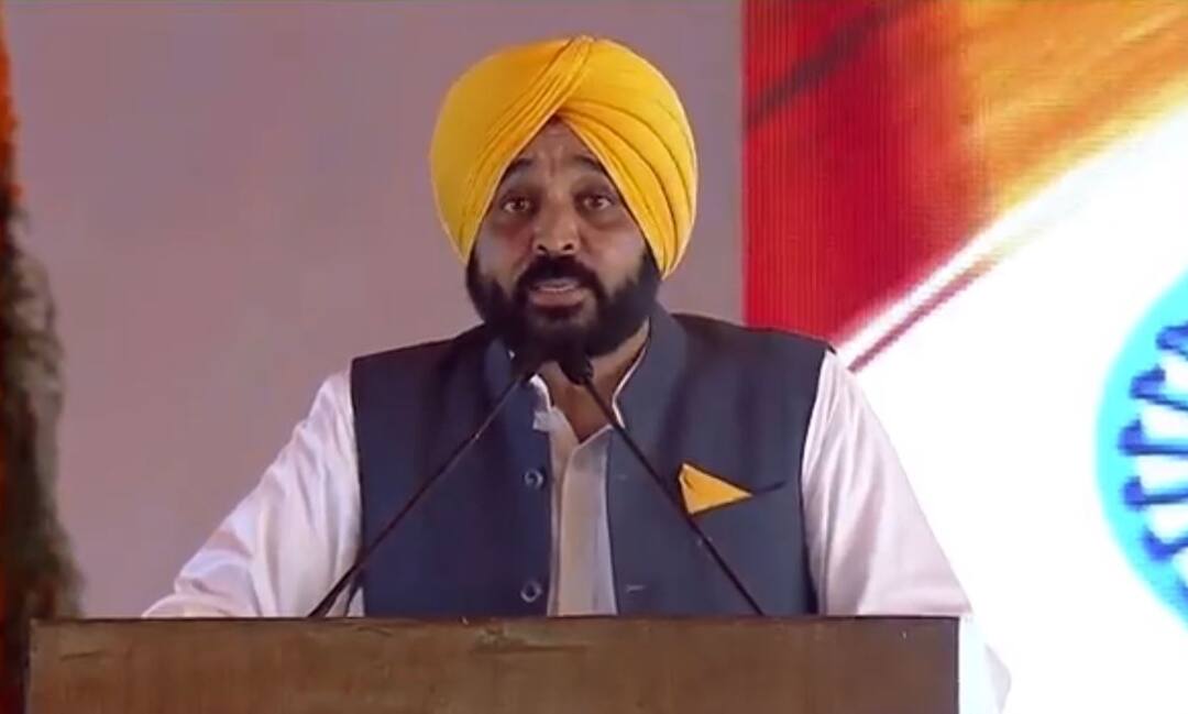 CM Mann thanked PM Modi for giving a big gift, sought full support from the Center to make Punjab prosperous and progressive ਵੱਡੀ ਸੌਗਾਤ ਦੇਣ ਲਈ CM ਮਾਨ ਨੇ ਕੀਤਾ PM ਮੋਦੀ ਦਾ ਧੰਨਵਾਦ, ਪੰਜਾਬ ਨੂੰ ਖ਼ੁਸ਼ਹਾਲ ਤੇ ਪ੍ਰਗਤੀਸ਼ੀਲ ਬਣਾਉਣ ਲਈ ਮੰਗਿਆਂ ਕੇਂਦਰ ਤੋਂ ਪੂਰਨ ਸਹਿਯੋਗ