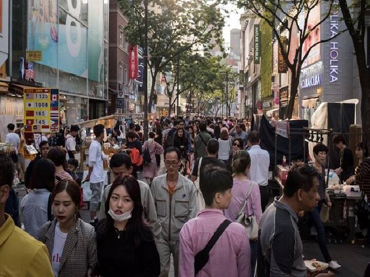 Korea Shatters Its Own Record for World’s Lowest Fertility Rate கருவுறுதல் விகிதம்.. மீண்டும் தென் கொரியா ரெக்கார்ட் பின்னடைவு