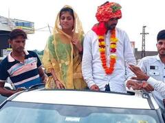 छात्रसंघ चुनाव में अयोग्य घोषित होते ही कर ली सगाई, मंगेतर को बनाया प्रत्याशी