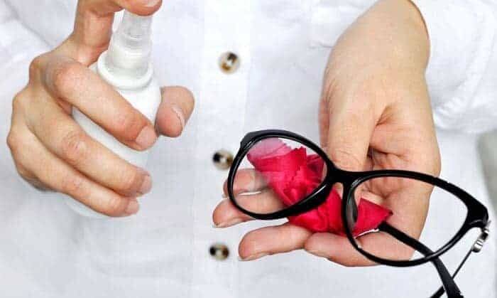 Specs Glass: Having trouble cleaning glasses? Make your specs shine by following these tips Specs Glass : ਕੀ ਐਨਕਾਂ ਨੂੰ ਸਾਫ਼ ਕਰਨ ਵਿੱਚ ਆ ਰਹੀ ਮੁਸ਼ਕਲ ? ਇਹਨਾਂ ਟਿਪਸ ਨੂੰ ਫਾਲੋ ਕਰਕੇ ਚਮਕਾਓ ਆਪਣੀ ਸਪੈਕਸ