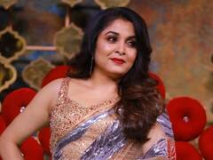 Actress Ramya Krishnan: மின்சார பூவே பெண் பூவே..புடவையில் ரம்யா கிருஷ்ணனின் லேட்டஸ்ட் புகைப்படம் !
