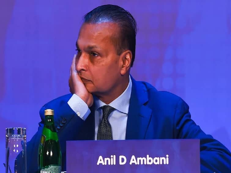 Income Tax department issues prosecution notice to Anil Ambani for holding secret funds in 2 Swiss bank accounts says report Anil Ambani: स्विस बँकेत अनिल अंबानींचा पैसा! 420 कोटींच्या करचोरी प्रकरणी IT ची नोटीस