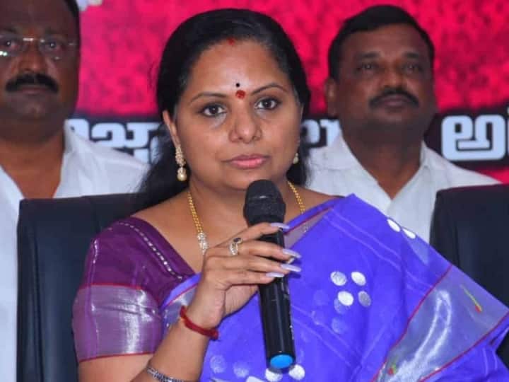 Summoned By CBI In Liquor Scam, Kavitha Meets KCR Summoned By CBI In Liquor Scam, Kavitha Meets KCR