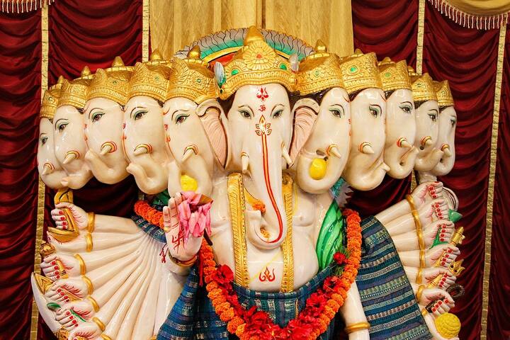 Ganesh Chaturthi 2022 : হিন্দু ধর্মের প্রচলিত রীতি অনুসারে সমস্ত পুজোর আগে গণেশের পুজো করতে হয়।