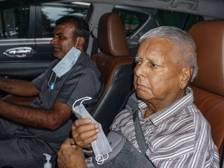 RJD Chief Lalu Prasad Yadav Acquitted From Court In Election Code Of Conduct Case Lalu Prasad Yadav: RJD सुप्रीमो लालू प्रसाद यादव को हाजीपुर कोर्ट से मिली बड़ी राहत, इस मामले में हुए बरी