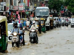 राजस्थान में भारी बारिश से बढ़ी परेशानी, आज इन जिलों में अलर्ट जारी, जानें- मौसम का ताजा अपडेट