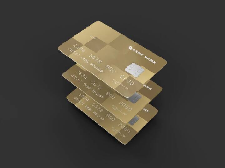 Credit Debit Card Tokenization: अगर आप क्रेडिट और डेबिट कार्ड होल्डर हैं तो यह खबर आपके काम की है. 30 सितंबर 2022 से पहले आप क्रेडिट और डेबिट कार्ड का टोकनाइजेशन जरूर कर दें. बता दें कि पहले आरबीआई ने क्रेडिट और डेबिट कार्ड का टोकनाइजेशन की अंतिम तारीख 1 जुलाई 2022 रखा था जिसे बाद में बढ़ाकर 30 सितंबर 2022 कर दिया गया है. अगर आपने अभी तक अपने कार्ड को टोकेनाइज नहीं किया है तो इस काम को जल्द से जल्द निपटा लें.