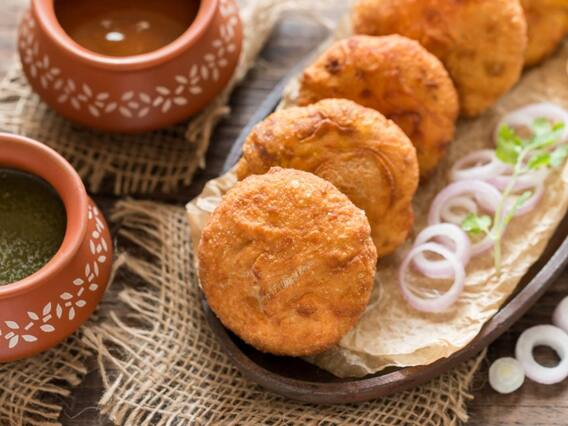 In Pics: राजस्थान घूमने जा रहे हैं तो इन लजीज डिश को जरूर करें ट्राई, कभी नहीं भूलेंगे स्वाद