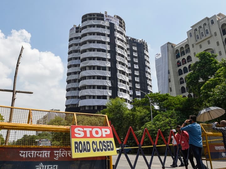 Noida Twin Towers To Be Razed How Will It Be Demolished and What Safety Precautions Are Being Taken, know details Noida Twin Towers To Be Razed: How Will It Be Demolished? What Precautions Are Being Taken?
