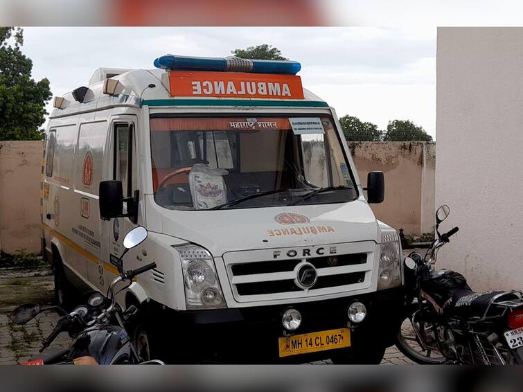 MEMS-Dial 108 Maharashtra emergency ambulance service collapsed response time increased by two to three hours critical patients hit MEMS-Dial 108 : राज्यातील रुग्णवाहिका सेवा बारगळली, रिस्पॉन्स टाईम अडीच ते तीन तास; अत्यावश्यक रुग्णांना फटका