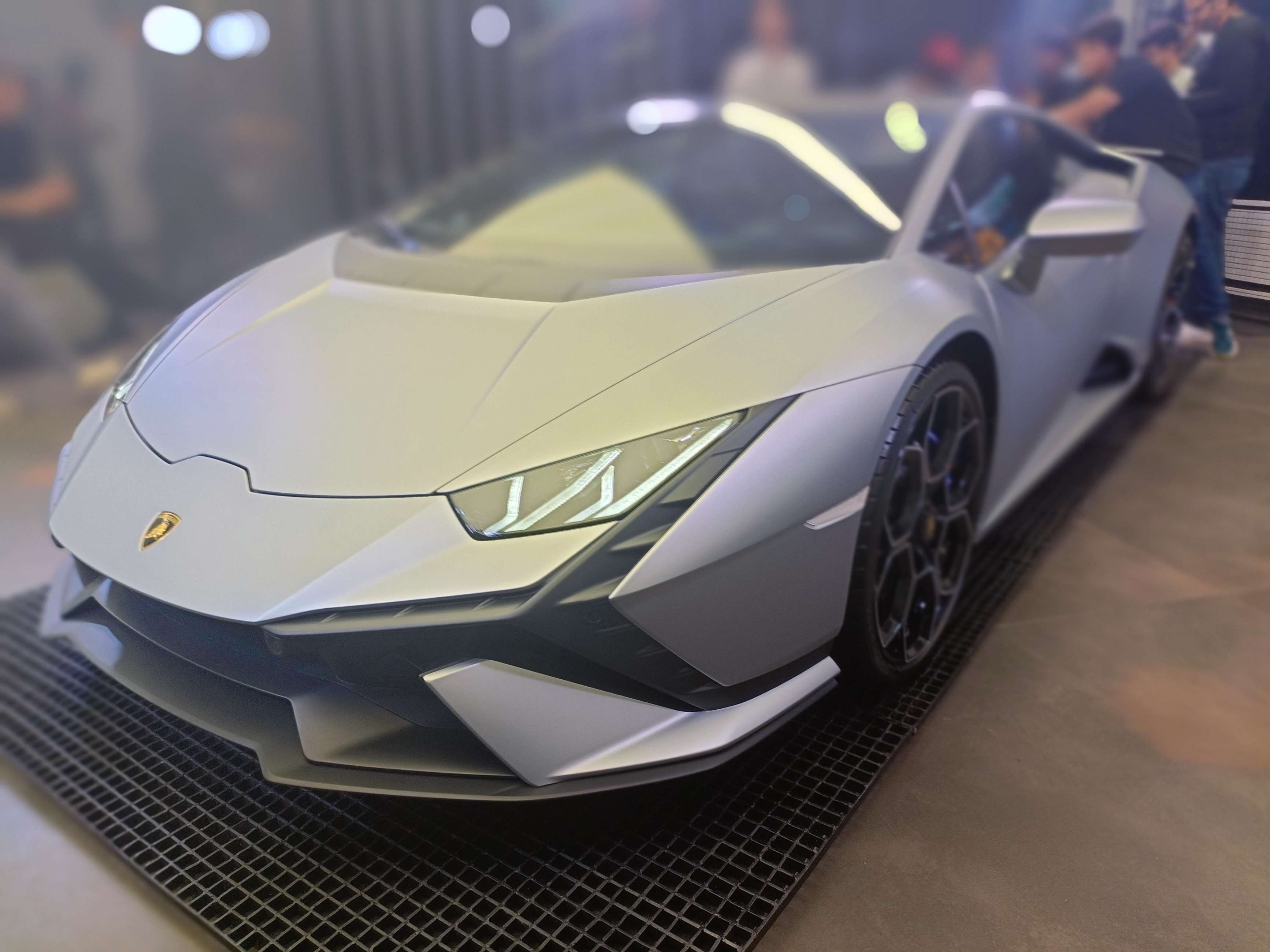 Lamborghini Huracan Tecnica Launched In India. Check Out This Supercar