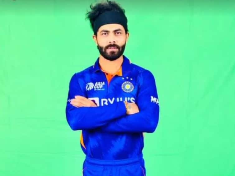 Indian Cricket team unveils new jersey for Asia Cup 2022, know details Asia Cup, India New Jersey : आशिया कपमध्ये टीम इंडियाचा नवा अवतार, नवी-कोरी जर्सी घालून रवींद्र जाडेजाने शेअर केला VIDEO