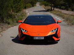 काय लूक, काय स्पीड, समदं कसं एकदम भारी! Lamborghini Huracan Technica भारतात लॉन्च