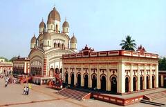 In Pics: देश के वो मंदिर जिनमें मिलता है नॉन वेजिटेरियन प्रसाद, लिस्ट में शामिल है यूपी का ये प्रसिद्ध धाम