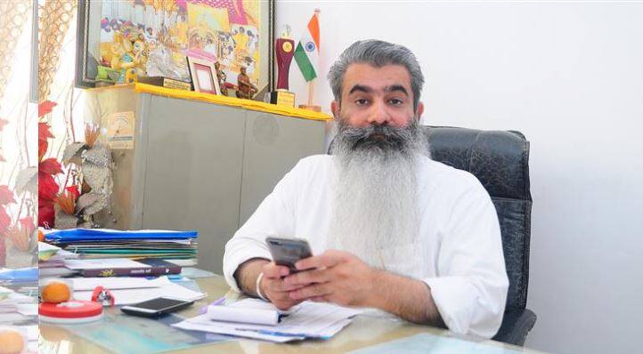 Vigilance Bureau has started investigating the properties of Bharat Bhushan Ashu in Tender Scam ਟੈਂਡਰ ਘੁਟਾਲੇ 'ਚ ਗ੍ਰਿਫ਼ਤਾਰ ਭਾਰਤ ਭੂਸ਼ਣ ਆਸ਼ੂ ਦੀਆਂ ਜਾਇਦਾਦਾਂ ਦੀ ਹੋਵੇਗੀ ਜਾਂਚ , ਵਿਜੀਲੈਂਸ ਵੱਲੋਂ ਰਿਸ਼ਤੇਦਾਰਾਂ ਅਤੇ ਨਜ਼ਦੀਕੀਆਂ 'ਤੇ ਨਜ਼ਰ