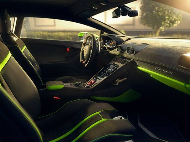 2022 Lamborghini Huracan Technica मध्ये 5.2-लीटर नॅचरल एस्पिरेटेड V10 इंजिन वापरण्यात आले आहे. हे इंजिन 640 Bhp ची पॉवर आणि 565 Nm कमाल टॉर्क जनरेट करते.