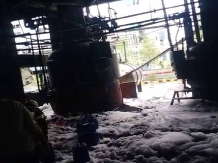 Massive Explosion In Nalgonda District Chemical Factory నల్గొండ జిల్లాలో భారీ పేలుడు, ఉలిక్కిపడ్డ పల్లెలు!