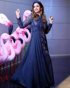 PHOTO : ग्लॅमरस लूक अन् घायाळ करणाऱ्या अदा; रवीना टंडनचा क्लासी लूक चर्चेत!