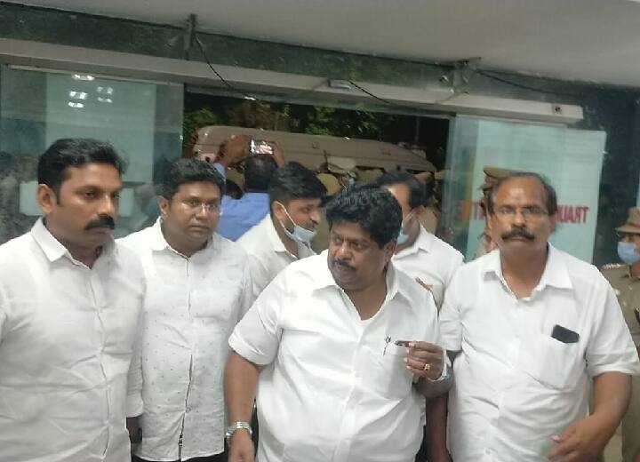 Madras High Court grants conditional bail to BJP State Vice President KP Ramalingam. பாஜக மாநில துணைத் தலைவர் கே.பி.ராமலிங்கத்திற்கு சென்னை உயர்நீதிமன்றம் நிபந்தனை ஜாமீன்!