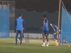 Virat Kohli : विराट कोहलीची चहल-जाडेजाच्या बोलिंगवर जबरदस्त बॅटिंग, नेट्समध्ये कसून सराव, पाहा VIDEO 