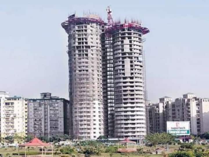 Noida Supertech Twin Tower Demolition Know why twin tower is being demolished ANN Noida Twin Towers Demolition Reason: जानिए- क्यों गिराया जा रहा है सुपरटेक ट्विन टावर, क्यों मामला पहुंचा था सुप्रीम कोर्ट?