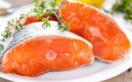 ਮੱਛੀ ਪ੍ਰੋਟੀਨ, ਵਿਟਾਮਿਨ, ਖਣਿਜ ਅਤੇ ਓਮੇਗਾ-3 ਫੈਟੀ ਐਸਿਡ ਦਾ ਵਧੀਆ ਸਰੋਤ ਹੈ। ਕੁਝ ਮੱਛੀਆਂ ਵਿੱਚ ਵਿਟਾਮਿਨ ਬੀ12 ਹੁੰਦਾ ਹੈ, ਜੋ ਸਟੈਮਿਨਾ ਵਧਾਉਂਦਾ ਹੈ।