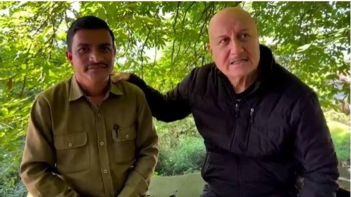 bollywood actor anupam kher s video goes viral see what did he say in this video ਇੰਟਰਨੈੱਟ ਨੇ ਪੋਸਟਮੈਨ ਵਜੋਂ ਕੰਮ ਘੱਟ ਕੀਤਾ ਜਾਂ ਨੱਕ 'ਚ ਕੀਤਾ ਦਮ, ਅਨੁਪਮ ਖੇਰ ਨੇ ਵਾਇਰਲ ਵੀਡੀਓ 'ਚ ਦੱਸਿਆ