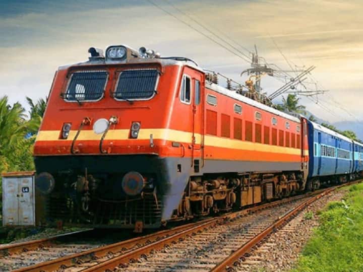 How Can Check Vacant Seat In Moving Train Here Is Information To Find Out Berth Status Indian Railway: चलती ट्रेन में कैसे चेक कर सकते हैं खाली सीट? Berth Status पता लगाने की यह रही जानकारी
