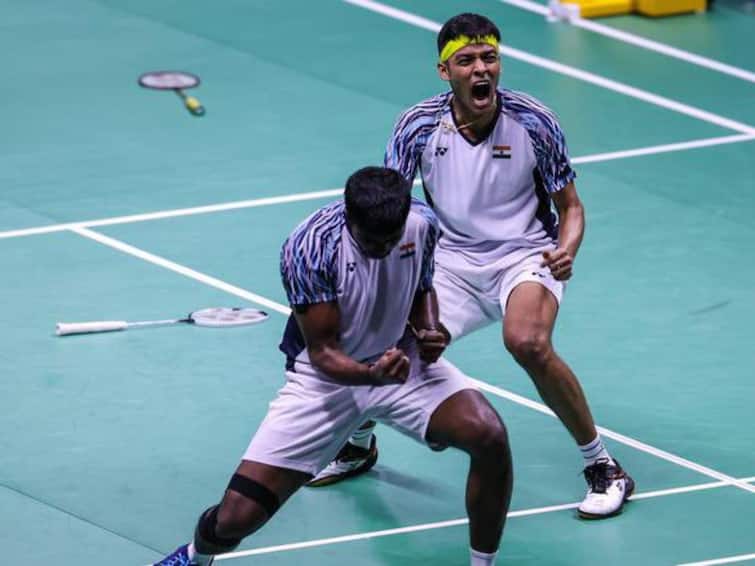 Badminton World Championship 2022 Satwiksairaj Rankireddy Chirag Shetty First Indian Mens Doubles Pair Ensure Medal BWC 2022: सात्विकसाईराज रँकीरेड्डी- चिराग शेट्टी जोडीनं इतिहास रचला; बॅडमिंटन वर्ल्ड चॅम्पियनशिपमध्ये भारताचं पदक निश्चित