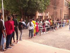 Jodhpur News: छात्र संघ चुनाव को लेकर छात्रों में दिखा भारी उत्साह, मतदान केंद्र के बाहर लगी लंबी लाइन