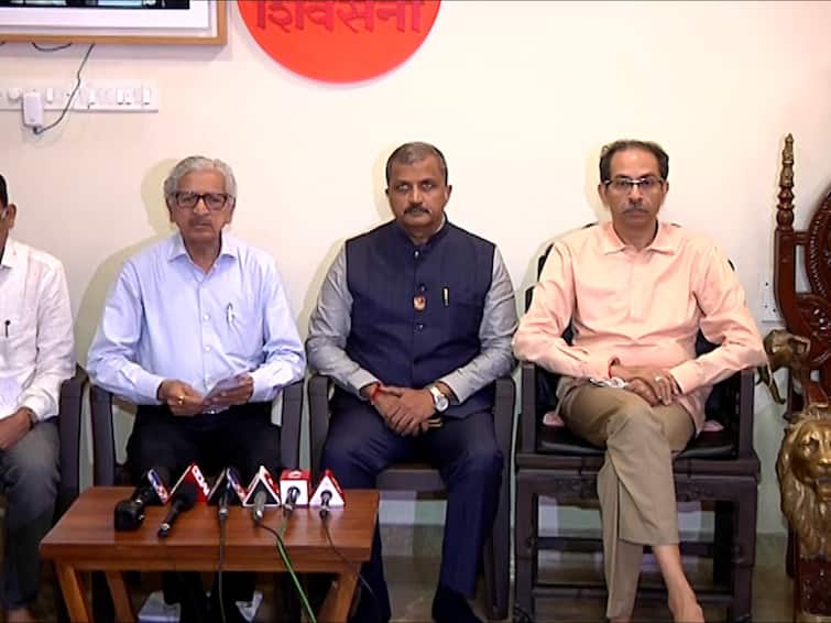ShivSena sambhaji brigade together in Maharashtra Politics Uddhav Thackeray मोठी बातमी! शिवसेना आणि संभाजी ब्रिगेड एकत्र, उद्धव ठाकरेंच्या उपस्थितीत घोषणा, ठाकरे म्हणाले...