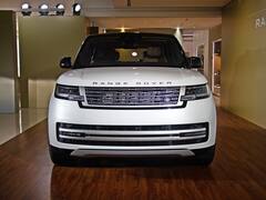2022 New Range Rover First Look Review: A Lot More Luxury & Features In This 'Do-It-All' Super Luxury SUV