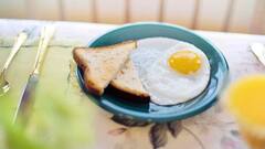 Eggs: রান্নার পর ফের গরম করে ডিম খাচ্ছেন? নিজের অজান্তেই শরীরে কী ক্ষতি করছেন?