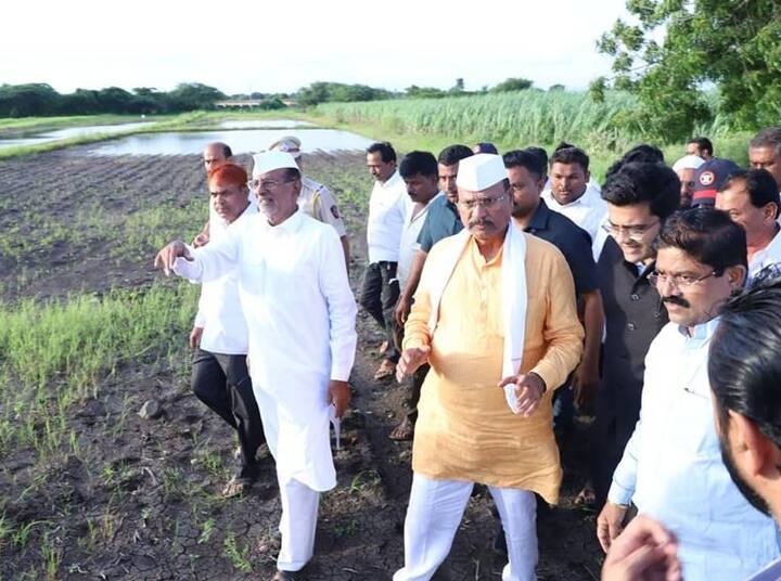 Abdul Sattar Maharashtra MONSOON ASSEMBLY SESSION one day with farmer minister and officer at farm 'एक दिवस बळीराजासाठी'... अधिकाऱ्यांसह कृषीमंत्री शेतात मुक्कामी, राज्यभर 90 दिवसांची मोहिम