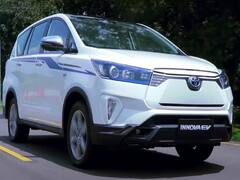 డీజిల్ ఇన్నోవా కొనాలనుకుంటున్నారా? అయితే మీకు బ్యాడ్ న్యూస్ - ఎందుకంటే?