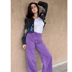 PHOTO | बेबी डॉल सनी लियोनीचा क्लासी लूक; फोटो पाहाच!