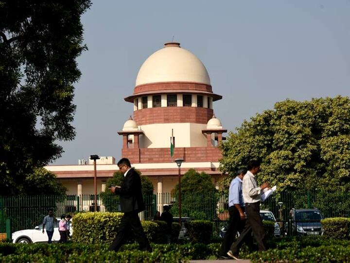 Freebies Case Supreme Court Hearing Today looking at complexity of freebies issue case referred to three-judge bench 'Freebies' By Political Parties: SC Refers Matter To Three-Judge Bench Citing Complexity Of The Issue
