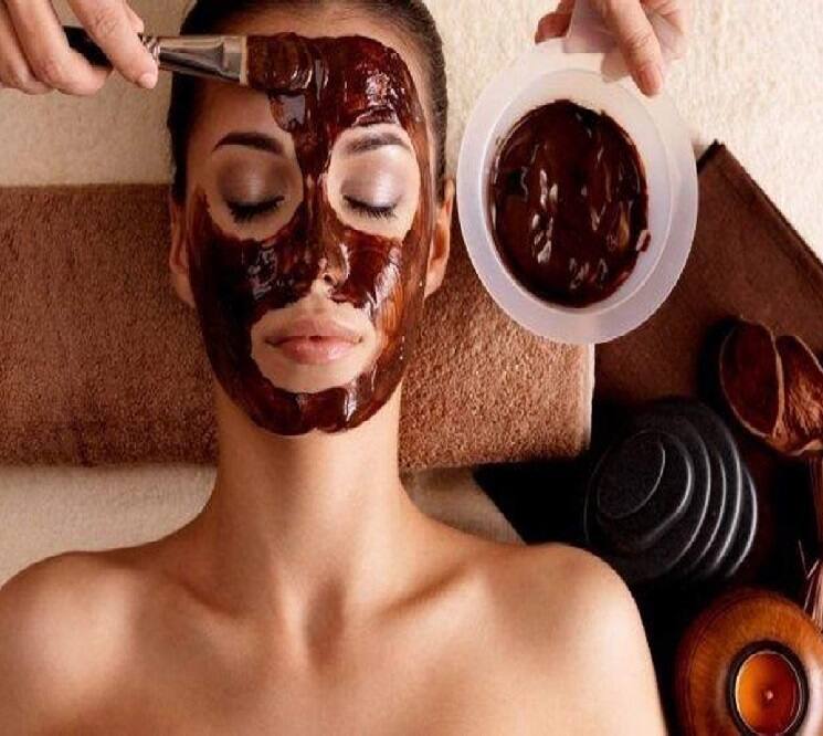 Coffee face pack benefits homemade coffee face pack recipes for glowing skin Coffee Face Pack Benefits: સ્કિનને પાર્લર જેવો આપે છે નિખાર,  આ રીતે કોફીનો બનાવો ફેસ  પેક