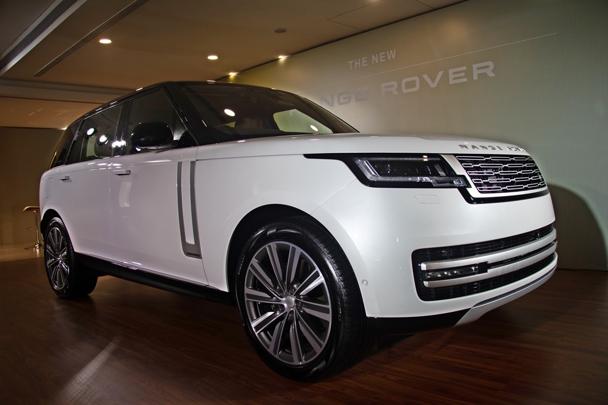 New Range Rover, Models and Specifications