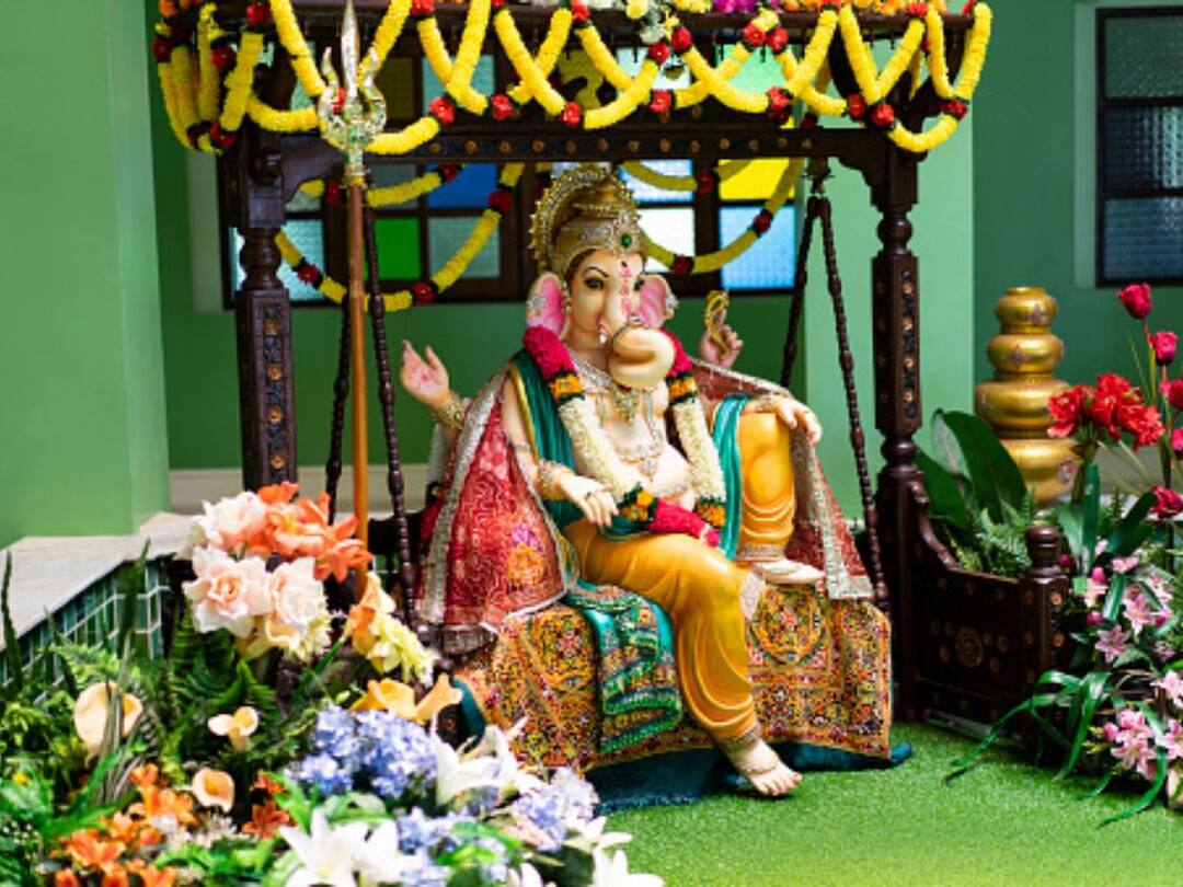 Ganesh Chaturthi 2022 Date: Know All About The Festival Dedicated To Lord Ganesha Ganesh Chaturthi Ganpati Sthapana Visarjan 2022 Date Time Muhurta Vidhi Mantra Ganesh Chaturthi 2022 Date: Know All About The Festival Dedicated To Lord Ganesha