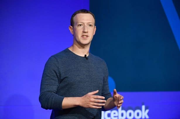 Social media not good if says Mark Zuckerberg on right use of networking platforms Social Media : '... तर सोशल मीडियाचा वापर वाईट', फेसबुकचे मालक मार्क झुकरबर्ग यांचं वक्तव्य, काय आहे यामागचं कारण?