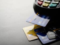 Credit Card Tips: अगर क्रेडिट कार्ड को करने वाले हैं अपग्रेड तो इन बातों का रखें ध्यान! बाद में नहीं होगी कोई परेशानी