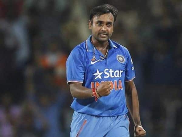 ভারতের অমিত মিশ্রা রয়েছেন তালিকায়। ২.৪৫ তাঁর ইকনমি রেট। ২ ম্যাচে ২০ ওভার বল করে ৪৯ রান দিয়ে ৩ উইকেট তুলে নেন।