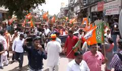 शराब नीति को लेकर केजरीवाल सरकार के खिलाफ फिर सड़कों पर उतरे BJP कार्यकर्ता