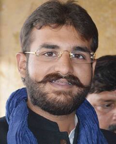 Abbas Ansari: अब्बास अंसारी पर बड़ी कार्रवाई की तैयारी, पैतृक आवास पर कुर्की का नोटिस चस्पा