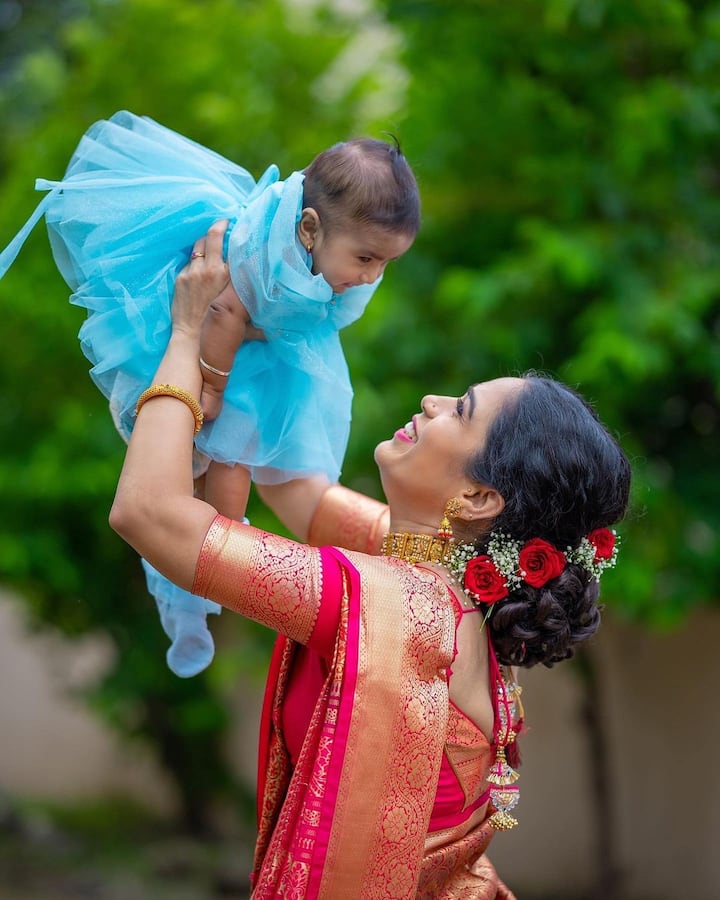 नुकतंच मीनाक्षी आणि कैलास यांच्या मुलीचं  बारसं झालं आहे.   (Meenakshi Rathod/instagram)