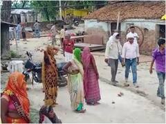 प्रयागराज में पुलिस पर दबंगों ने किया पथराव, दो पुलिसकर्मी घायल, कुर्सियां भी तोड़ीं