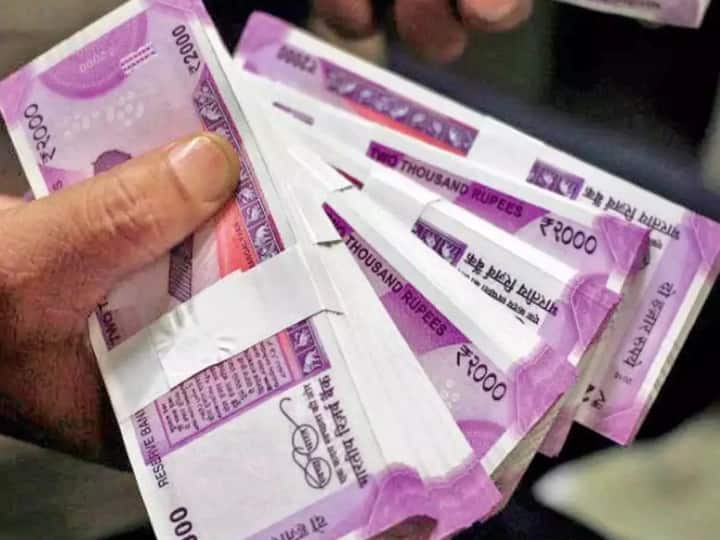 Currency circulation increased despite digital payments, reached Rs 32 lakh crore with a jump of 8%