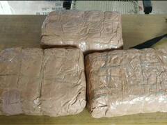 குமரியில் ரயிலில் தொடரும் கஞ்சா கடத்தல்... 12 கிலோ கஞ்சா பறிமுதல் ; கடத்தியது யார்... ? - போலீஸ் விசாரணை